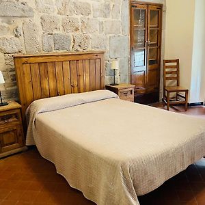 Kamer met een Queen Size Bed